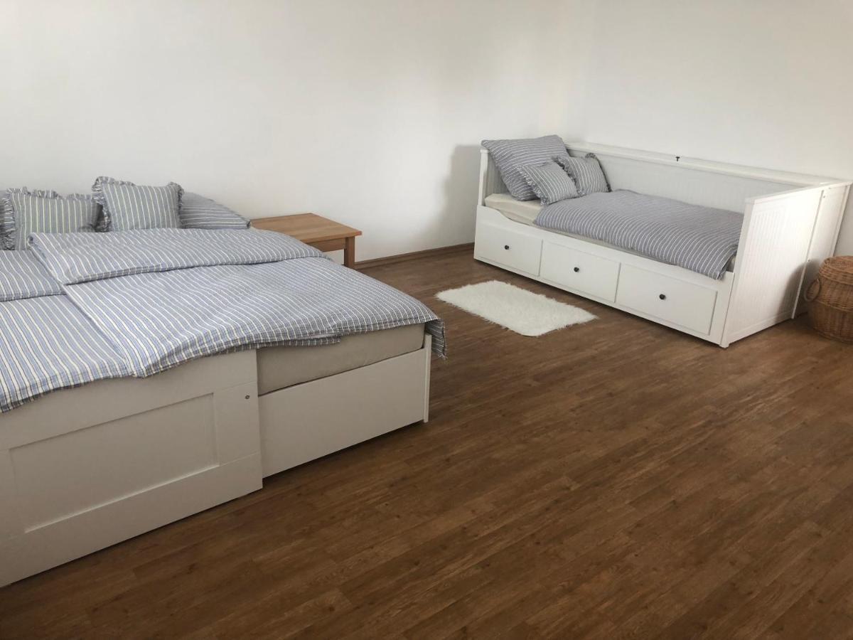 Prazdninovy Dum Zavadilka Villa Ceske Budejovice Bagian luar foto